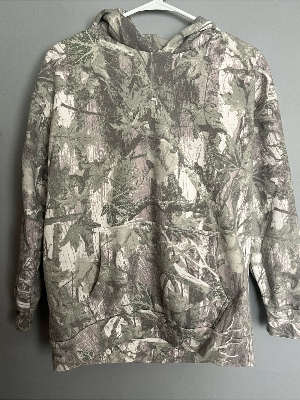 Broken Threads Men’s Camo Print Hooded Pullover Sweatshirt - Green & Cream